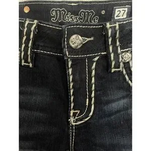 Capri Jeans Stretch Miss Me Taille 27 - Poche à Rabat Embellie - NEUF AVEC ÉTIQUETTE !